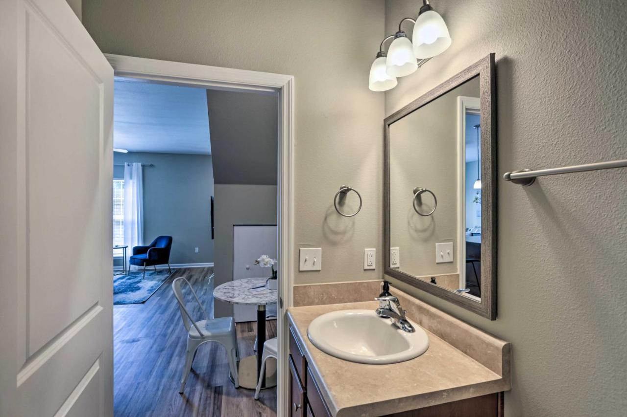 Ideally Located And Elegant Condo With Balcony! Tallahassee Bagian luar foto